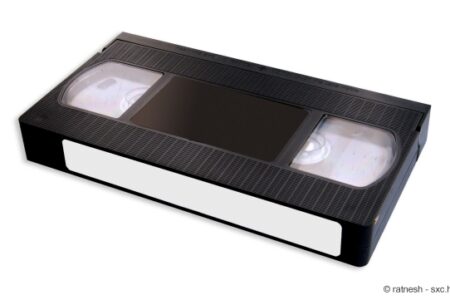VHS-Kassetten rechtzeitig auf DVD überspielen